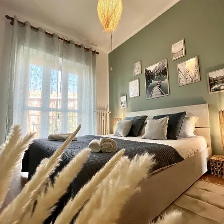 Lovely House - Near Metro